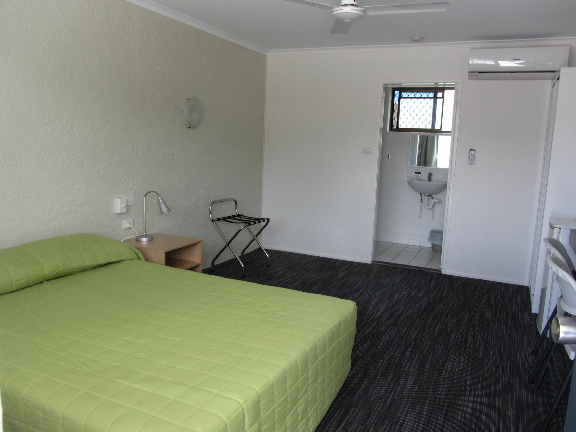 Urangan Motor Inn Hervey Bay Bagian luar foto